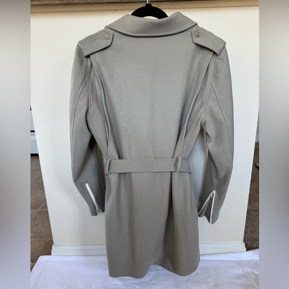 Cacharel 100% wool jacket / coat size 8 gray and white - Picture 9 of 11